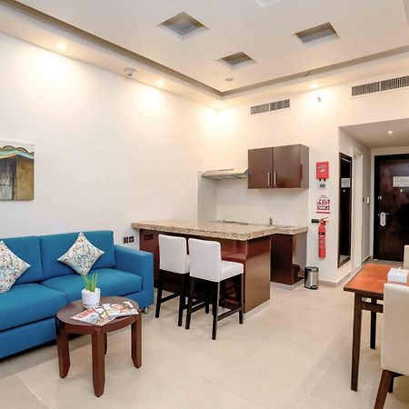 Metropolitan Al Mafraq Hotel Abu Dhabi Eksteriør billede