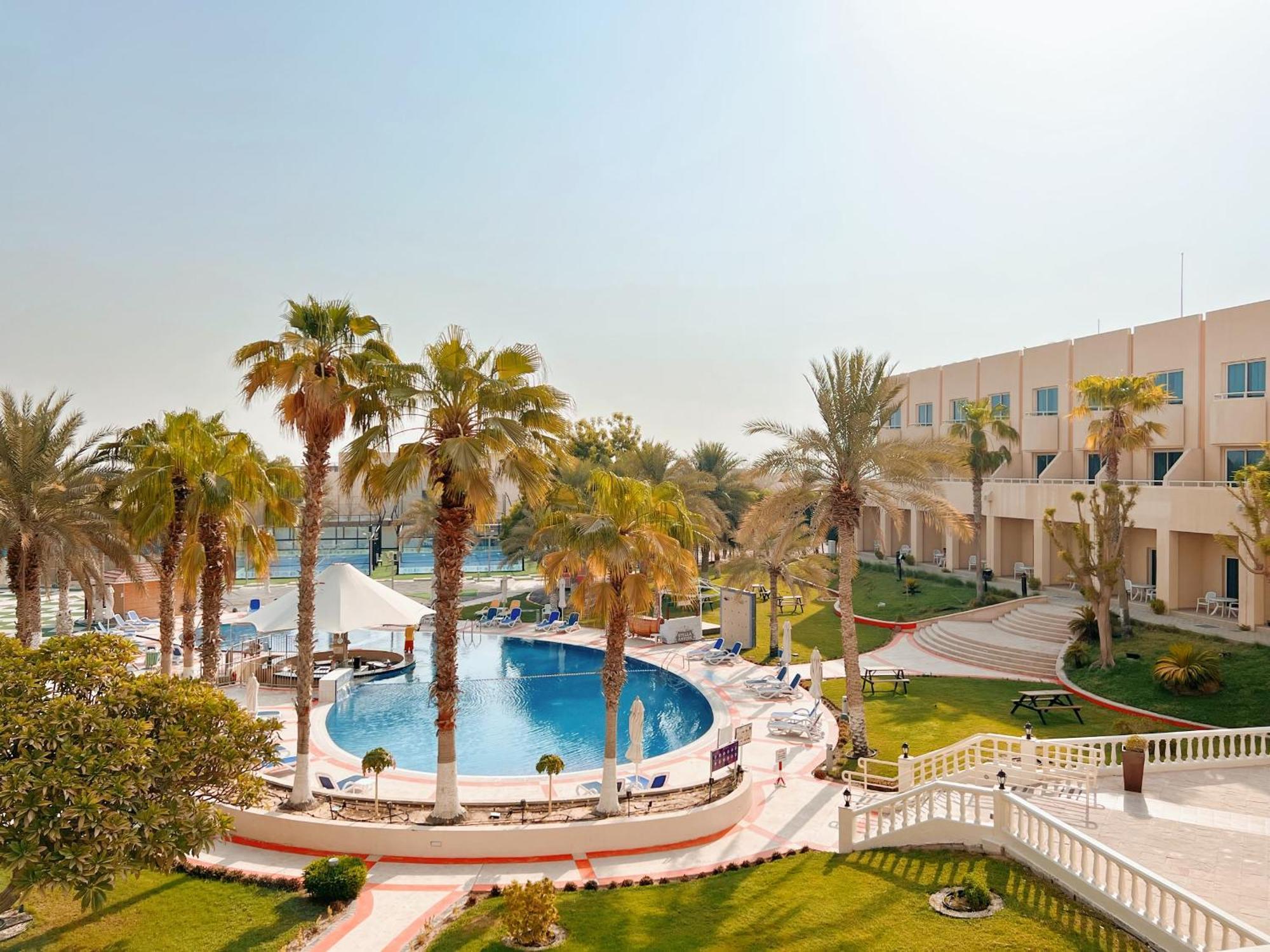 Metropolitan Al Mafraq Hotel Abu Dhabi Eksteriør billede