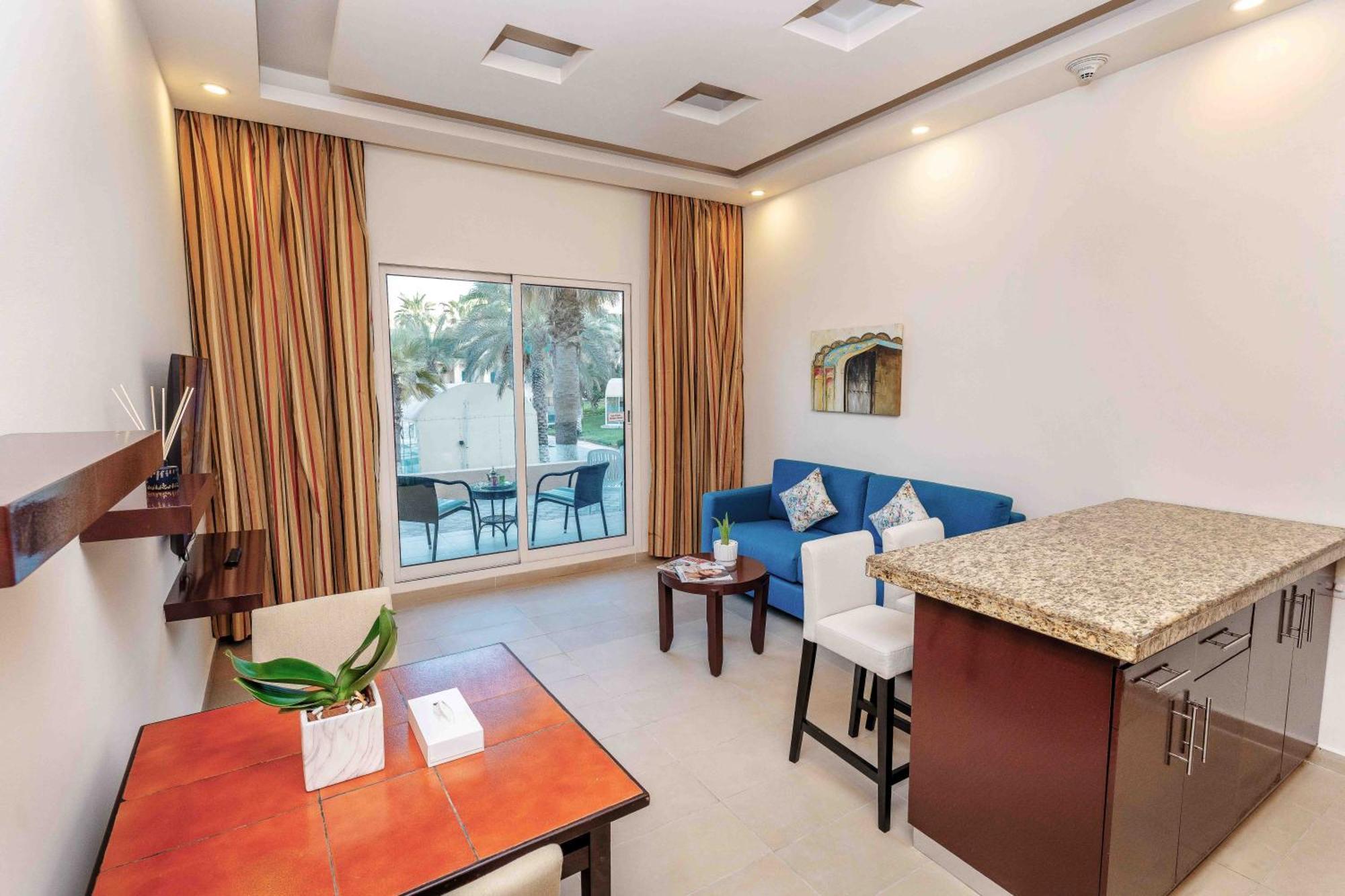 Metropolitan Al Mafraq Hotel Abu Dhabi Eksteriør billede