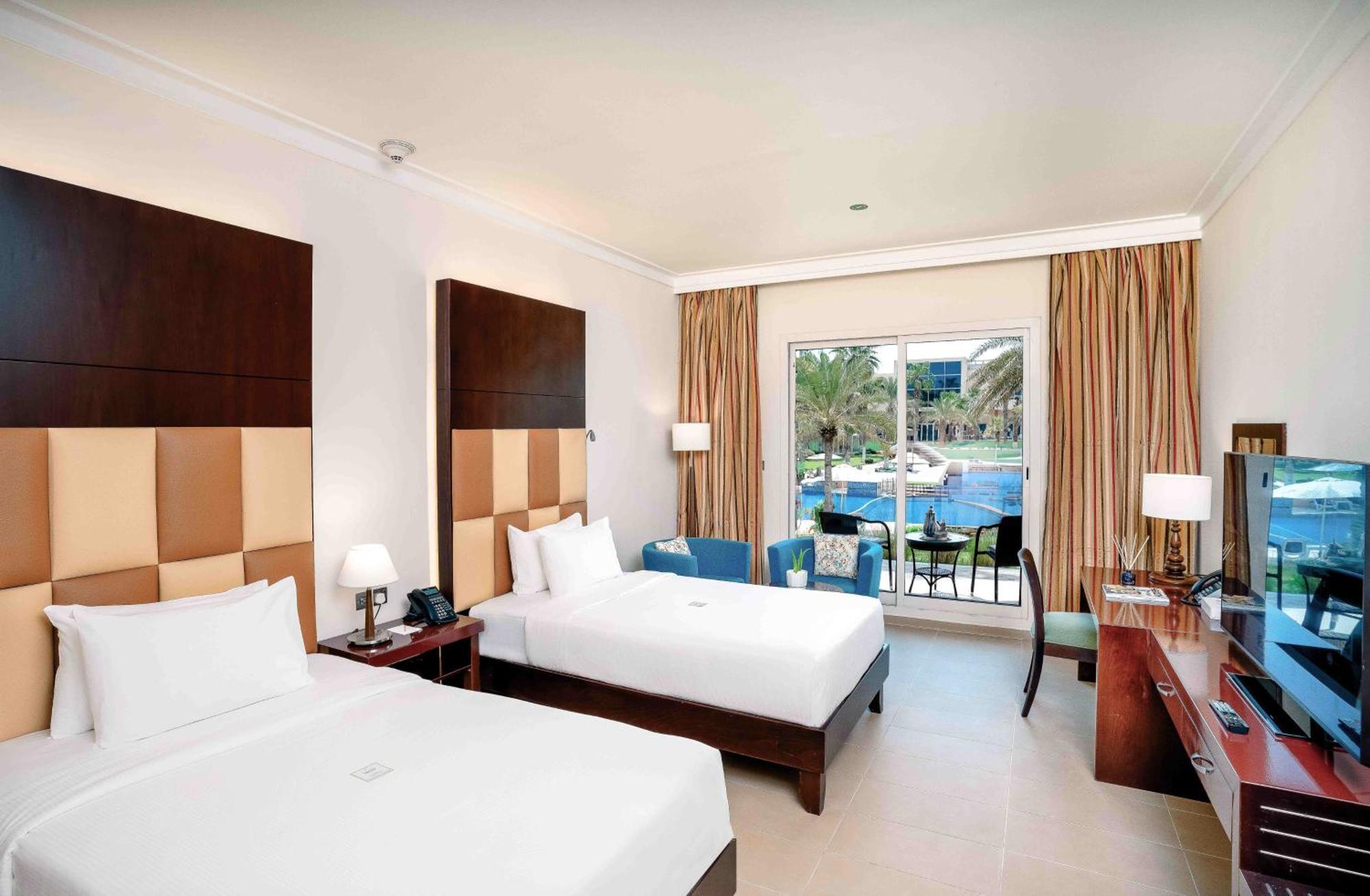Metropolitan Al Mafraq Hotel Abu Dhabi Eksteriør billede