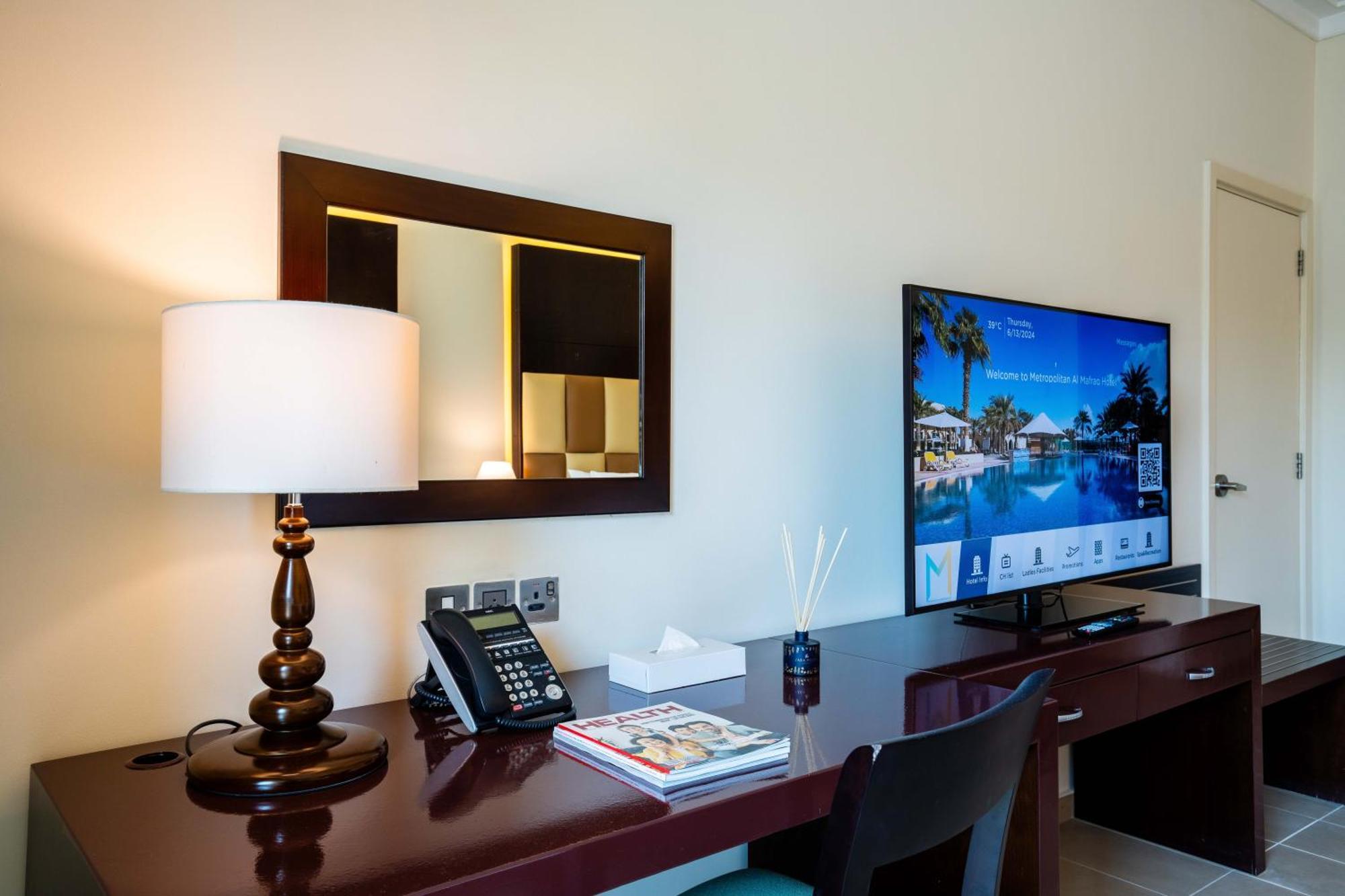 Metropolitan Al Mafraq Hotel Abu Dhabi Eksteriør billede