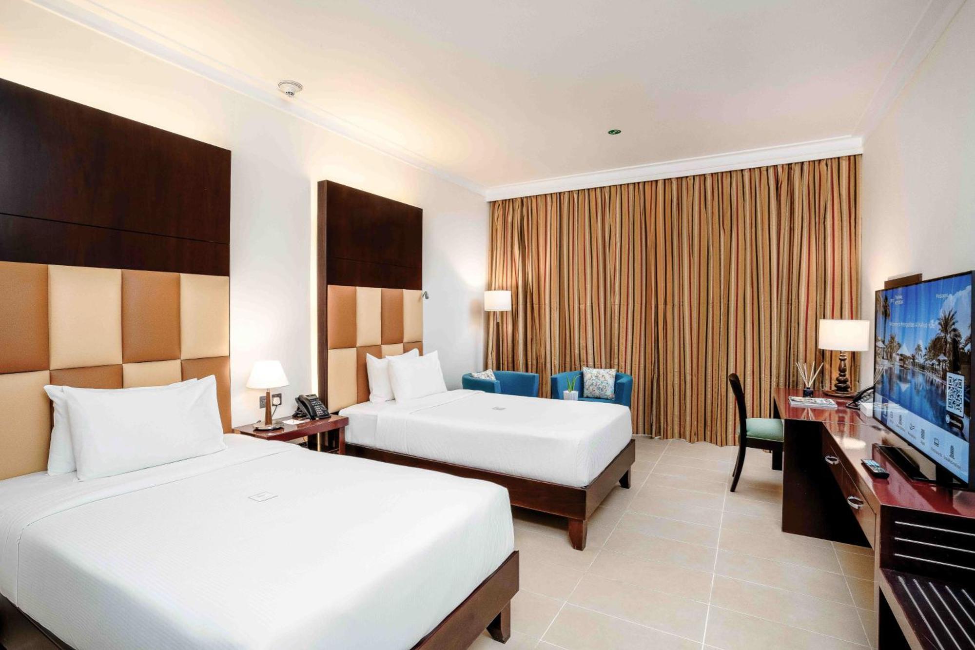 Metropolitan Al Mafraq Hotel Abu Dhabi Eksteriør billede