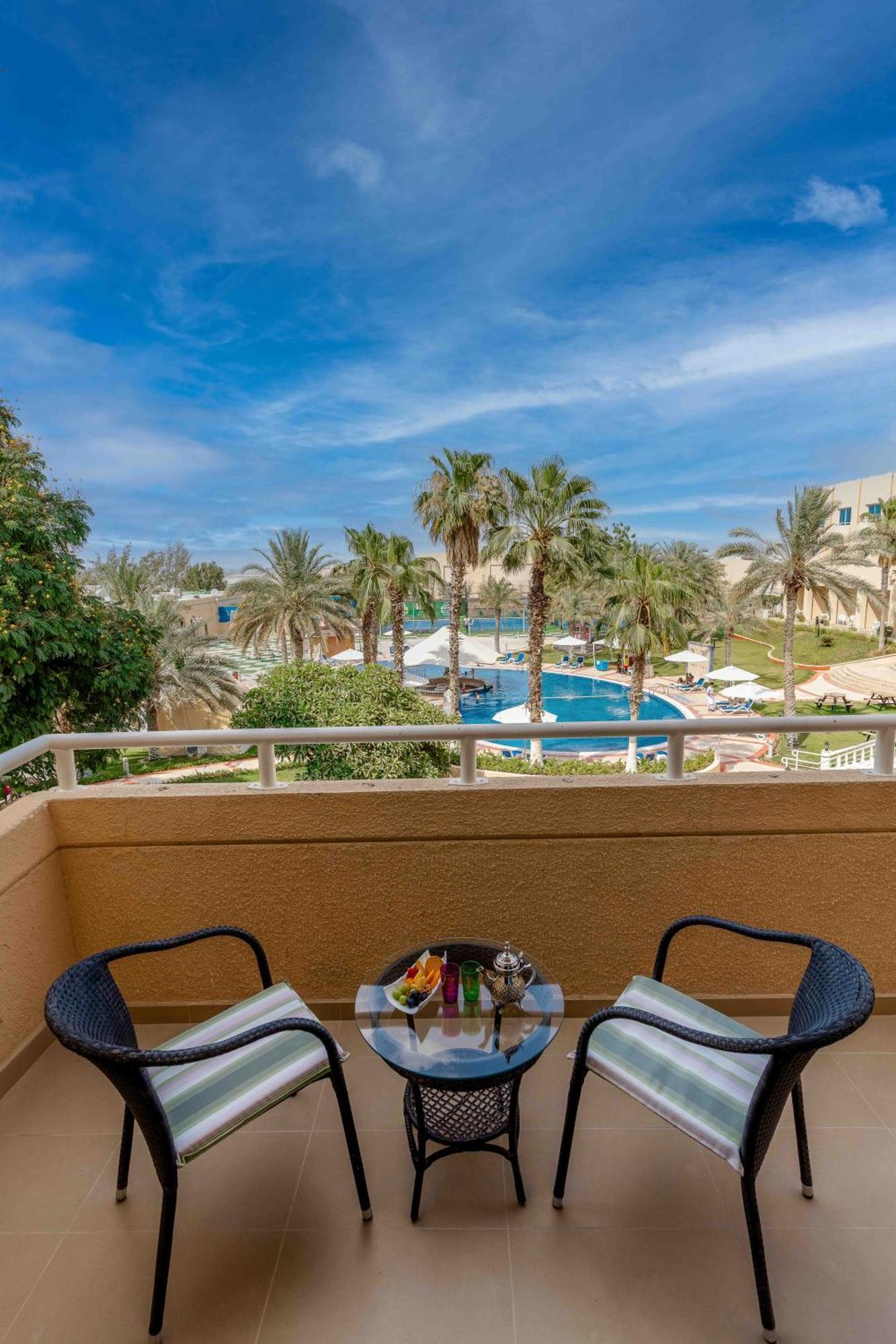 Metropolitan Al Mafraq Hotel Abu Dhabi Eksteriør billede