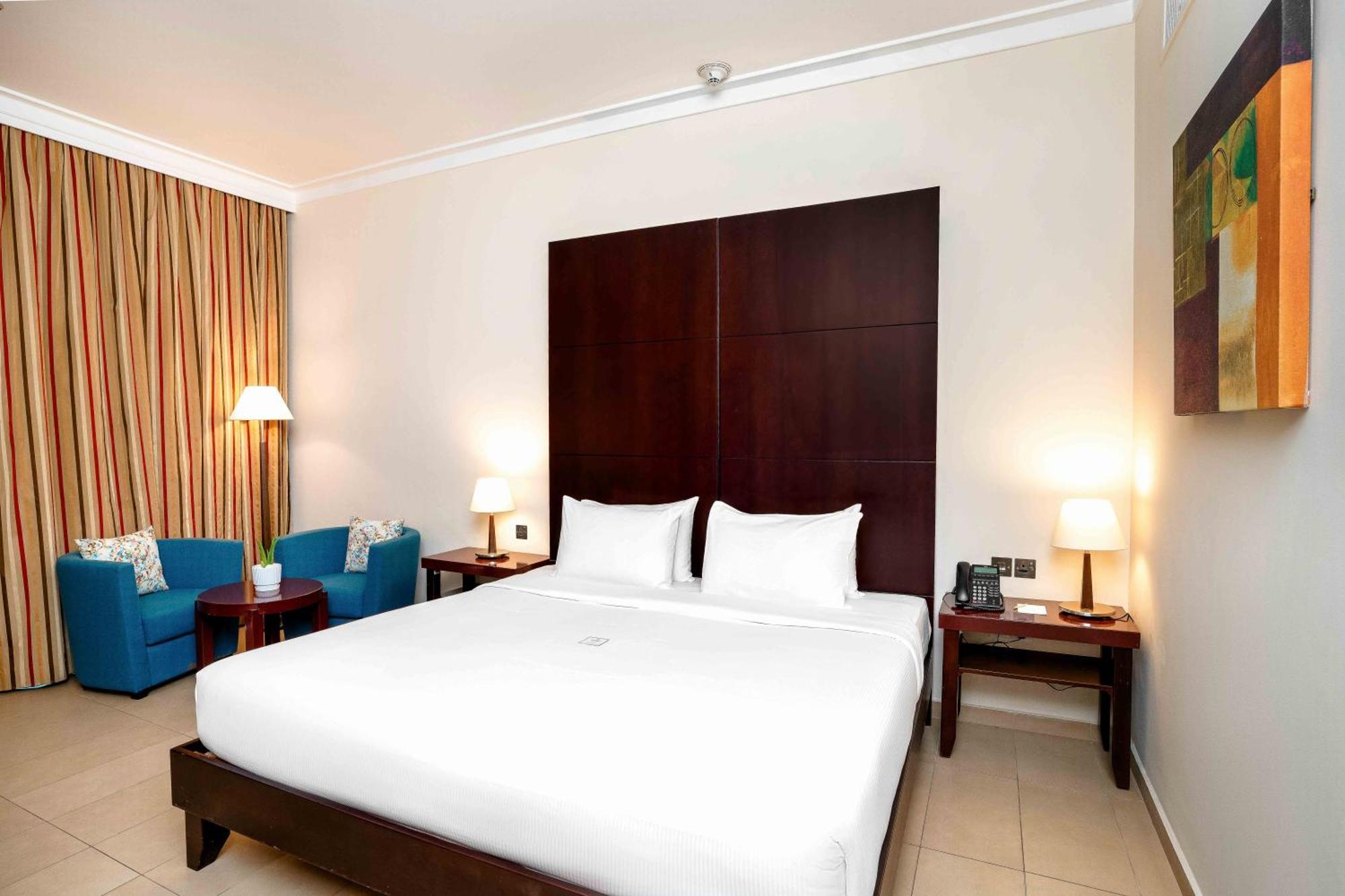 Metropolitan Al Mafraq Hotel Abu Dhabi Eksteriør billede